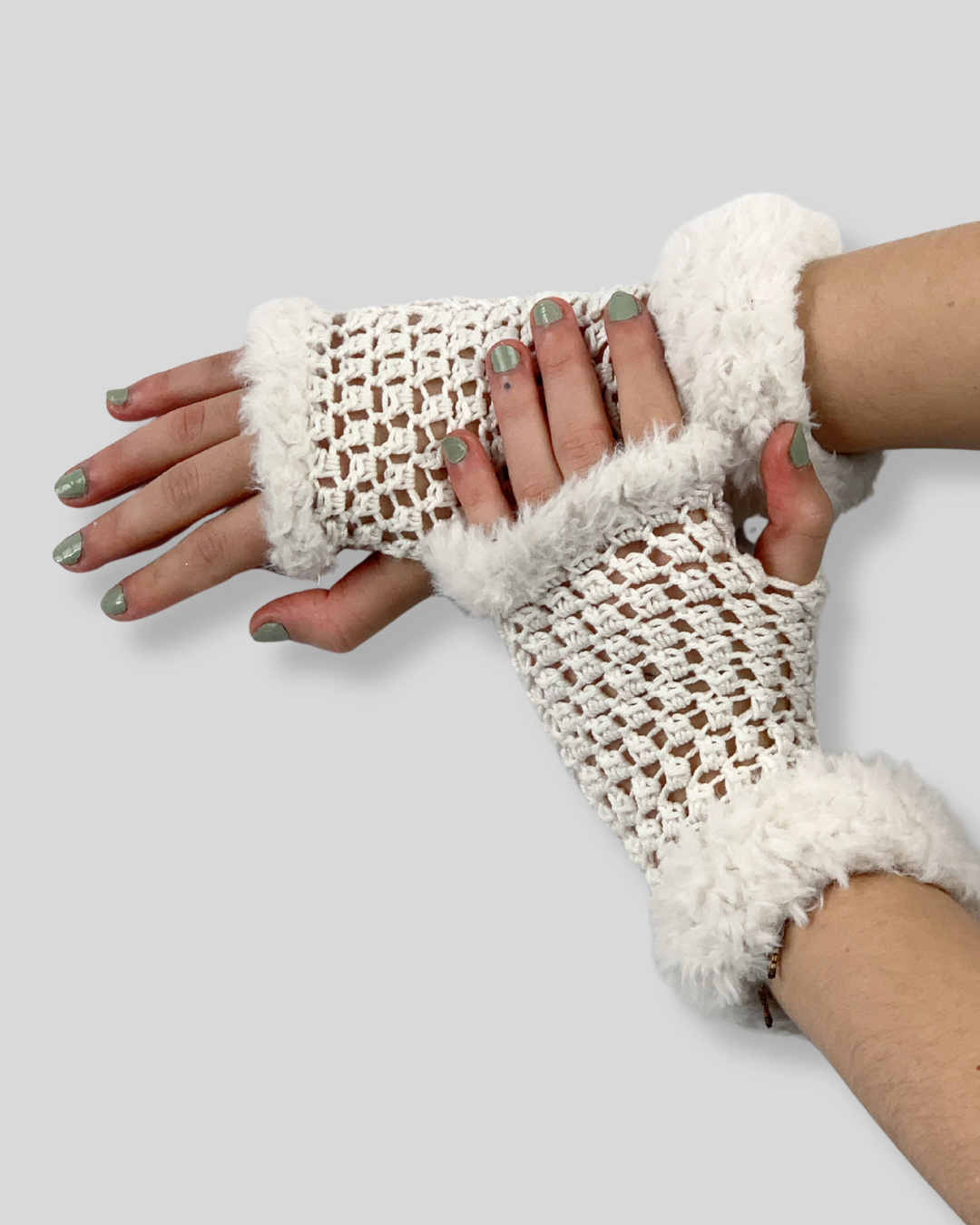 Armstulpen mit Kunstfell